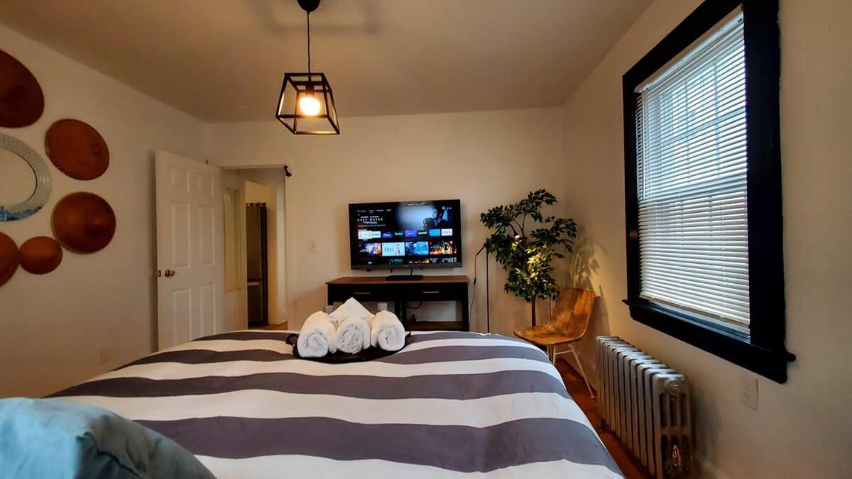 Apartament The Blue Sapphire 2Br 2 King Beds & Ample Backyard Bridgeport Zewnętrze zdjęcie