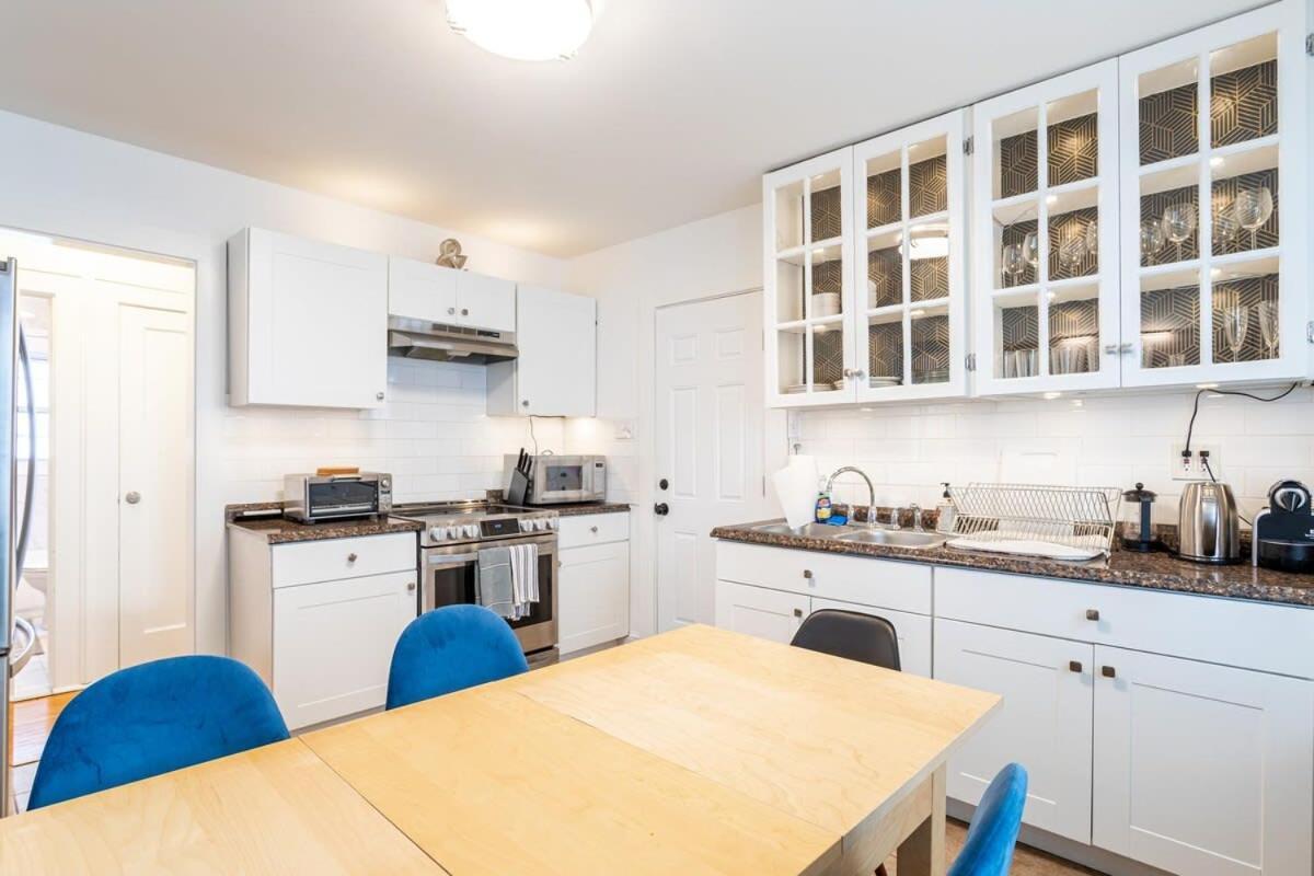 Apartament The Blue Sapphire 2Br 2 King Beds & Ample Backyard Bridgeport Zewnętrze zdjęcie